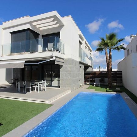 Vistabella Villa โอริอุเอลา ภายนอก รูปภาพ